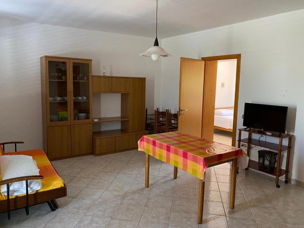Casa Vacanze Foce Varano Exterior foto